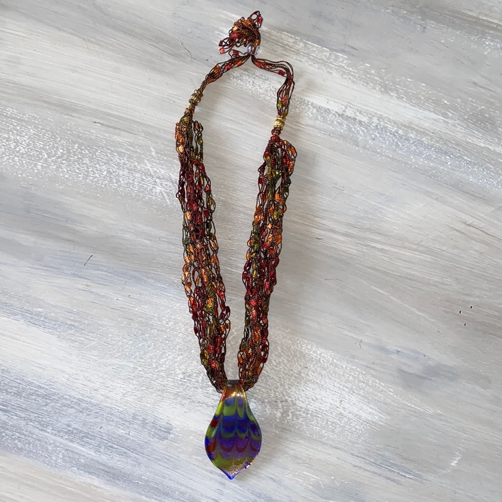 Murano glass pendent necklace.